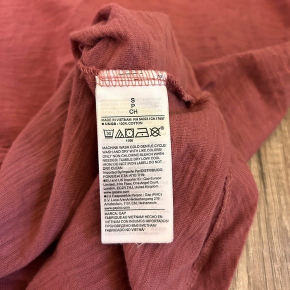 Gap Lived In T Shirt Size Small Curved Hem Short Sleeve - Picture 6 of 7